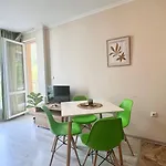 Bratanov Апартаменты