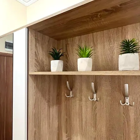 Apartament Bratanov Święty Włas